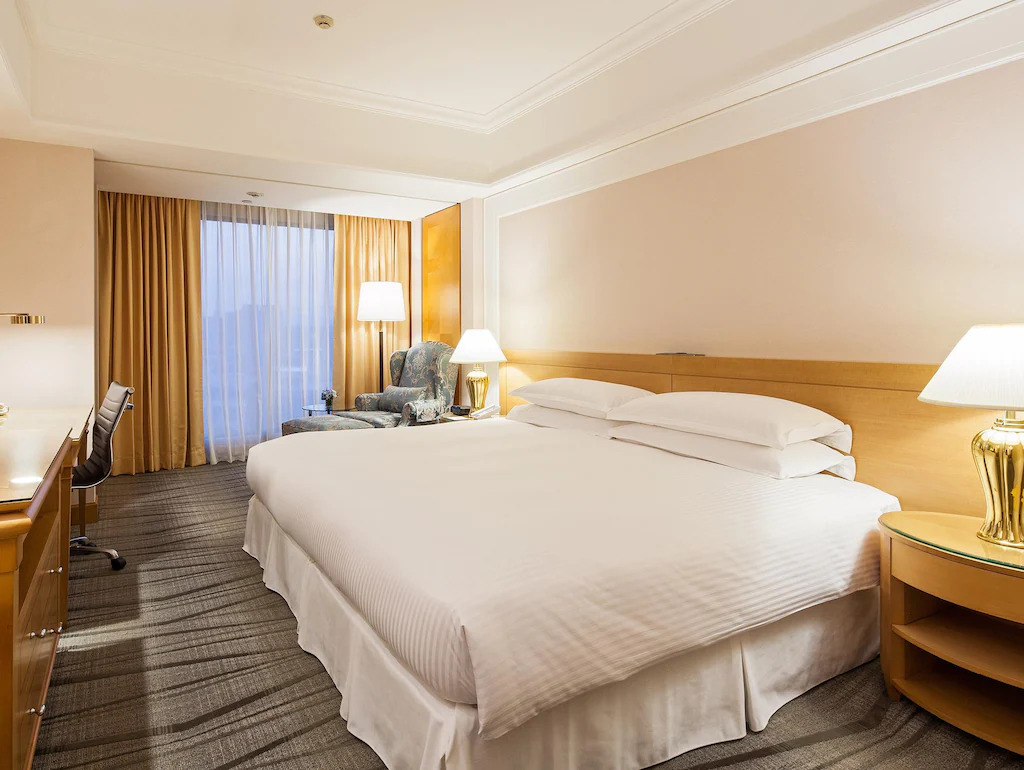 Superior King Room