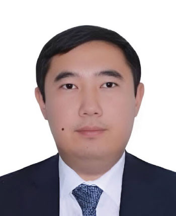 Portrait of Assoc. Prof. Dr. Mergen Dyussenov
